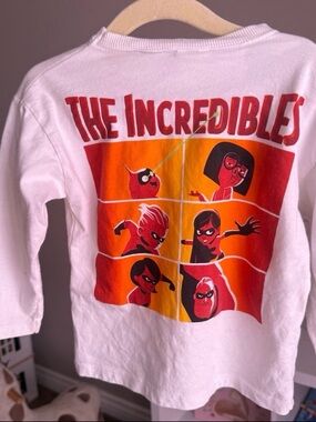 Zara Kids : Disney Incredibles Long Sleeve